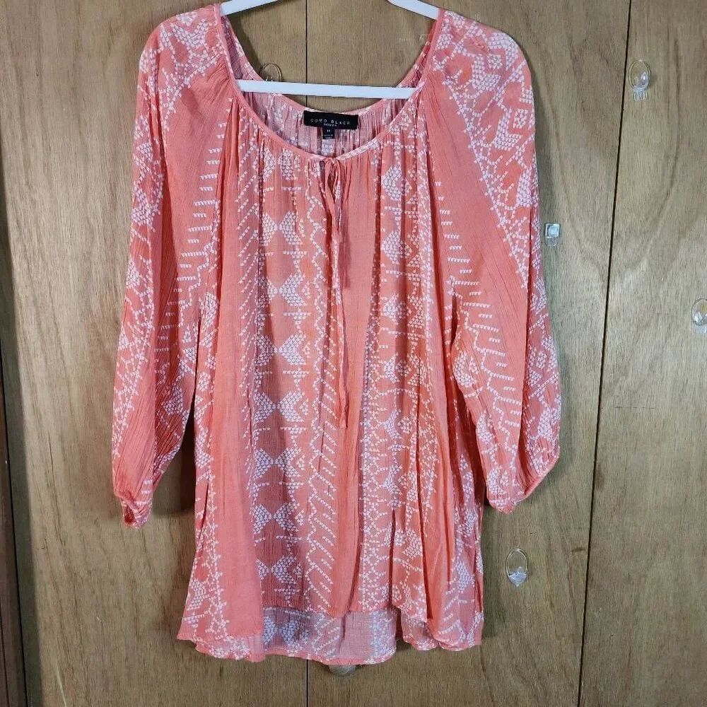 Como Black Peach and White Geometric Print Gauze Peasant Style 3/4 Sleeve Blouse